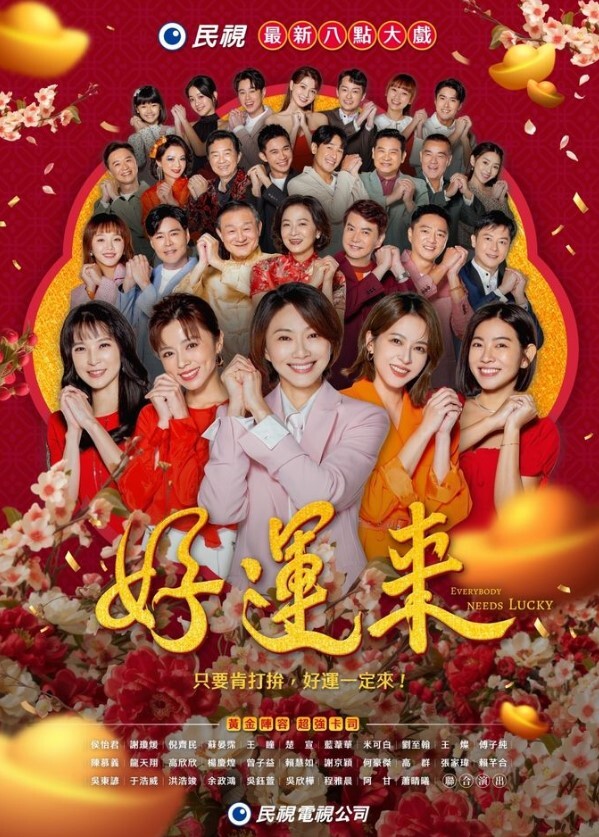 小可爱独自留在家里。你会喜欢我的新裙子吗 - 速度贼快